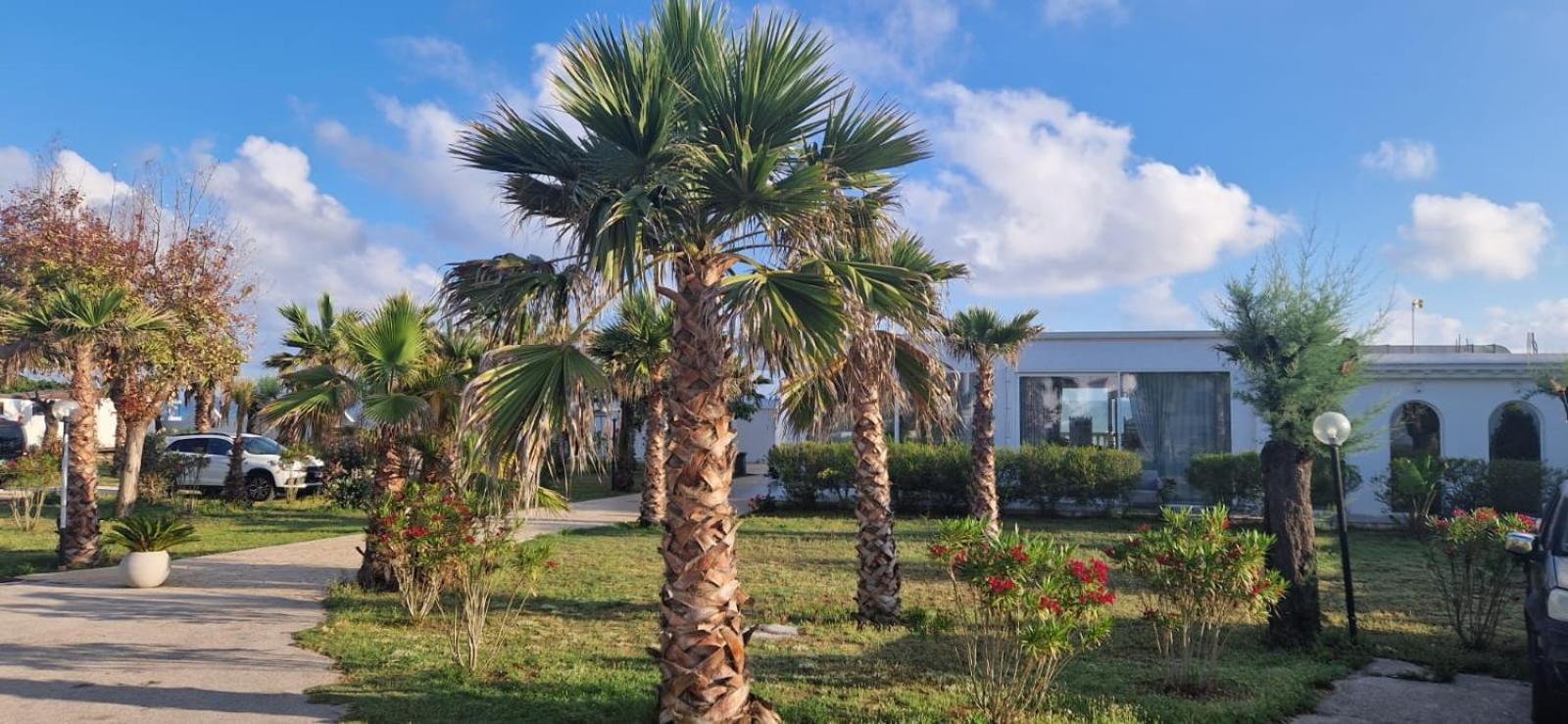 Hotel Corona Beach Peschici Exteriör bild