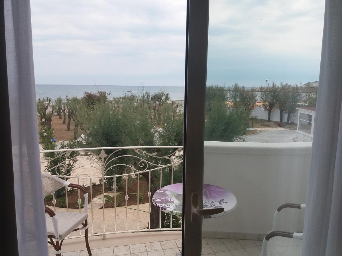 Hotel Corona Beach Peschici Exteriör bild