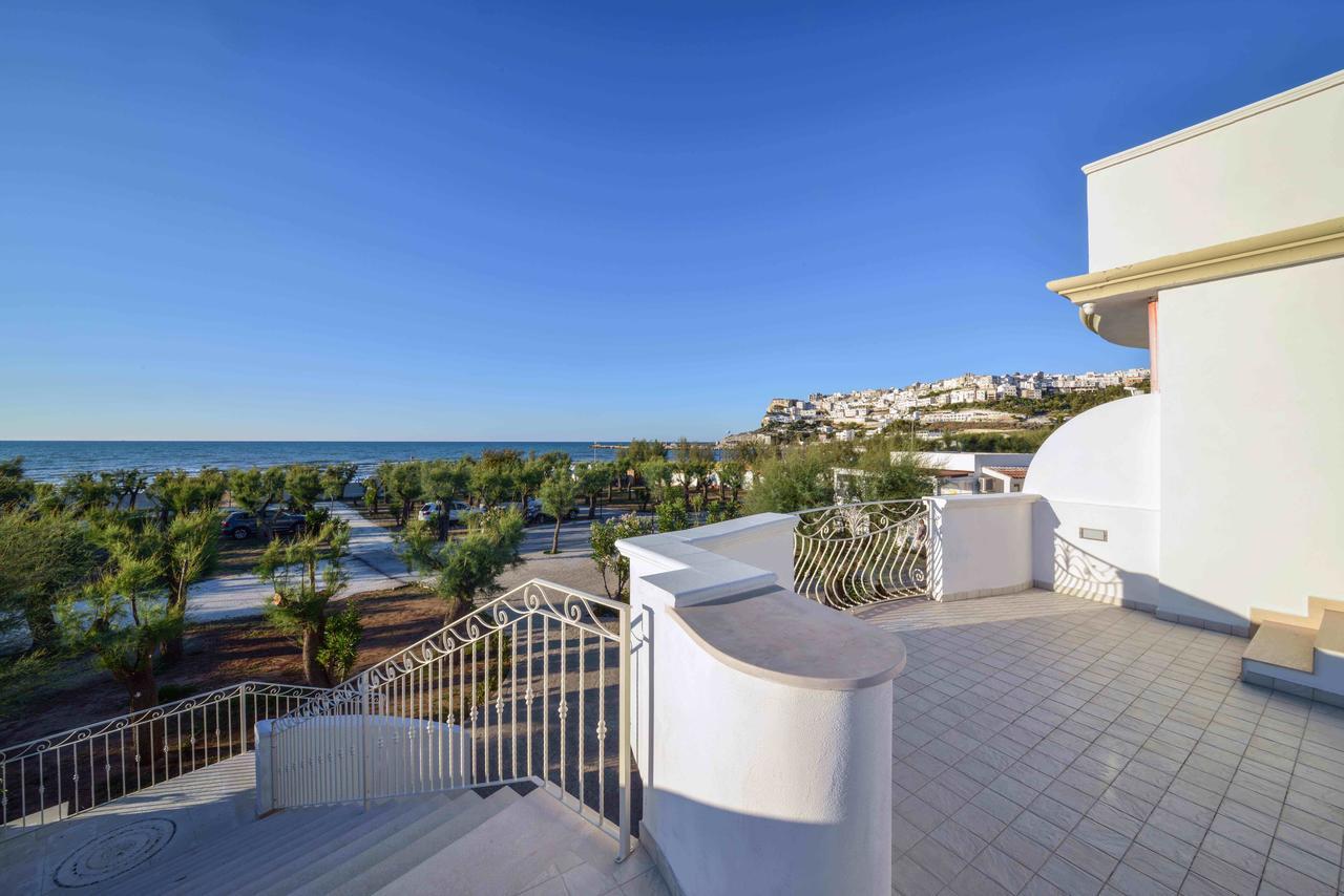 Hotel Corona Beach Peschici Exteriör bild