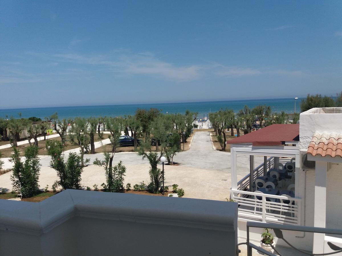 Hotel Corona Beach Peschici Exteriör bild